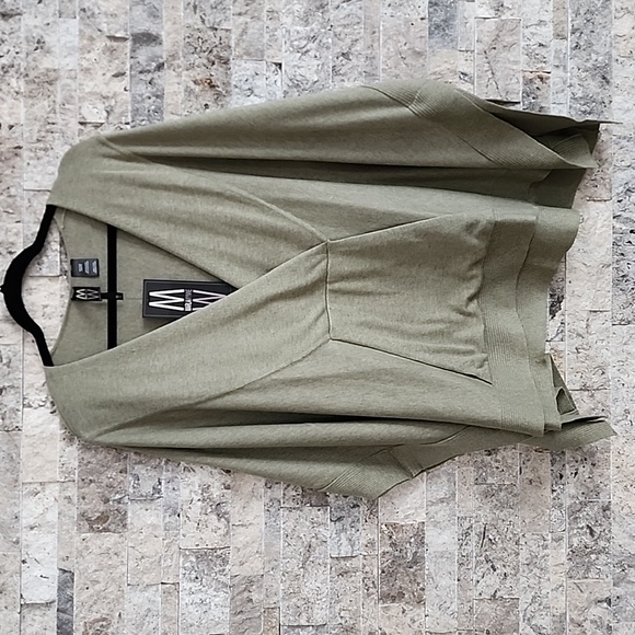 MarlaWynne Sweaters - M MARYLAWYNNE W WOMEN'S BRAD NEW SWEATER, PONCHO  V NECK